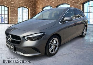 Mercedes-Benz B 180, 2025
