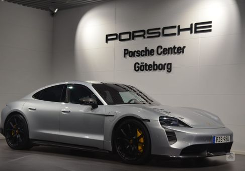 Porsche Taycan, 2021