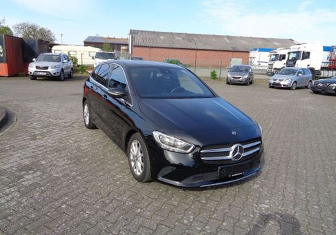 Mercedes-Benz B 180, 2019 2