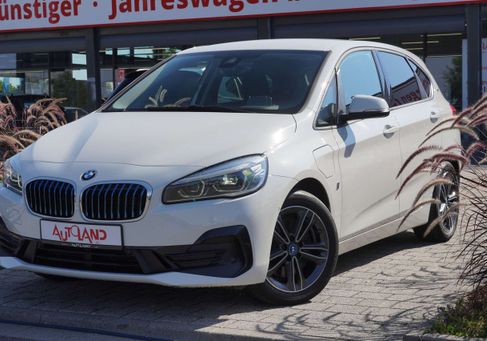 BMW 225, 2019
