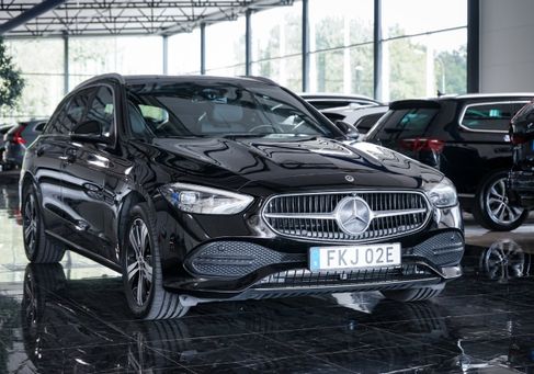 Mercedes-Benz C 300, 2024 3