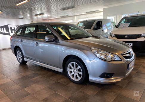 Subaru Legacy, 2010