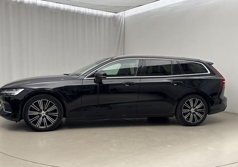 Volvo V60, 2022