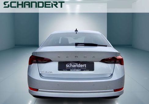 Skoda Octavia, 2023 3