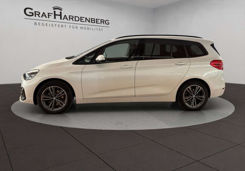 BMW 218, 2019 2