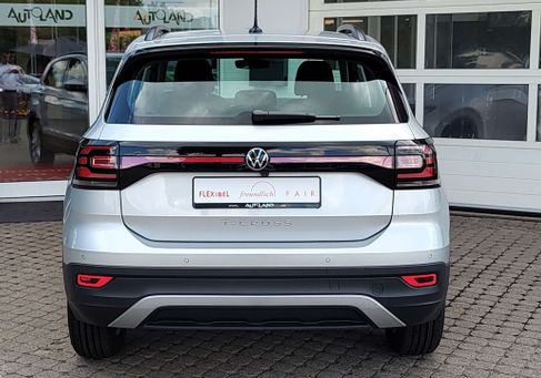 Volkswagen T-Cross, 2025 3
