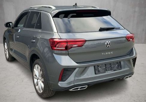 Volkswagen T-Roc, 2025 3