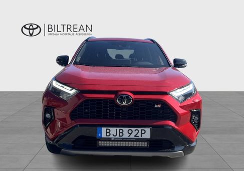 Toyota RAV 4, 2025 2