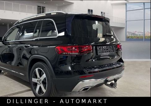 Mercedes-Benz GLB 200, 2021 3