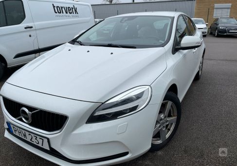 Volvo V40, 2017