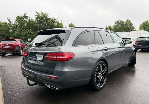 Mercedes-Benz E 300, 2019