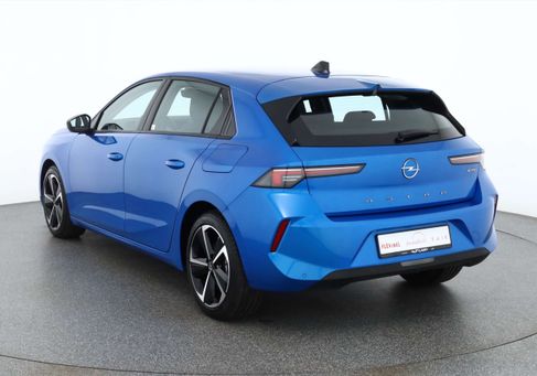 Opel Astra, 2022