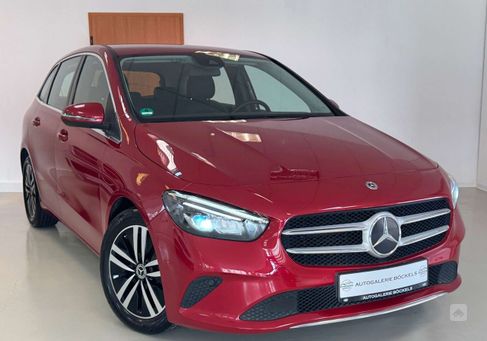 Mercedes-Benz B 180, 2020