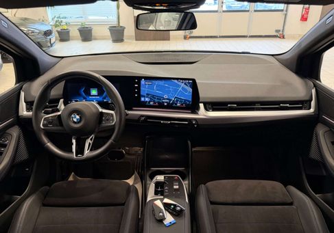 BMW 218, 2022 3