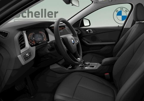 BMW 118, 2023
