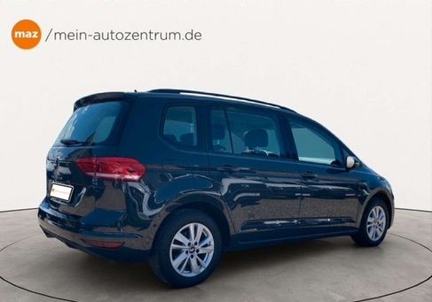 Volkswagen Touran, 2022 3