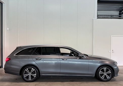 Mercedes-Benz E 200, 2019 2
