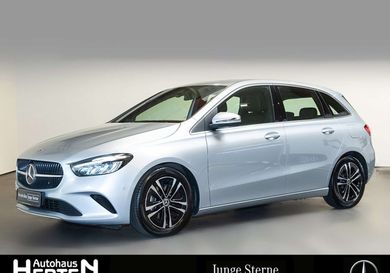 Mercedes-Benz B 180, 2025