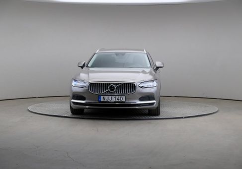 Volvo V90, 2022