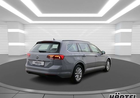 Volkswagen Passat Variant, 2023 3