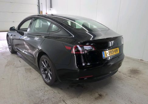 Tesla Model 3, 2021 3