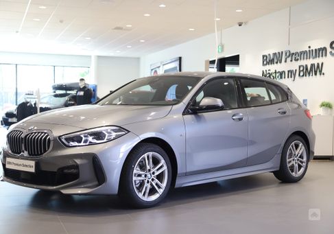 BMW 118, 2024