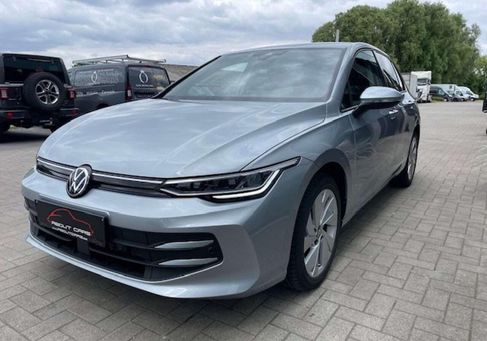 Volkswagen Golf, 2024 3