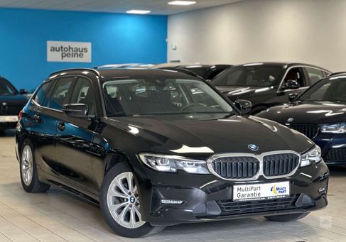 BMW 318, 2022