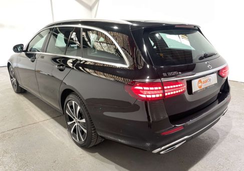 Mercedes-Benz E 300, 2022 2