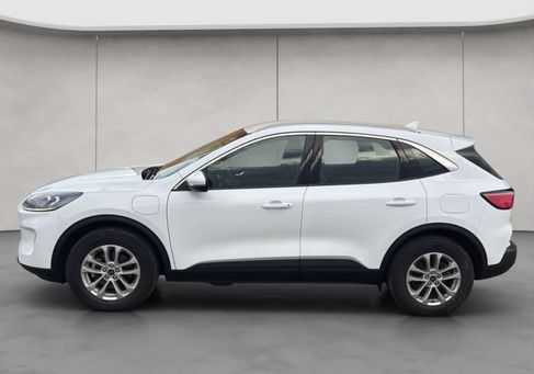 Ford Kuga, 2022