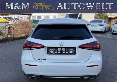 Mercedes-Benz A 220, 2022