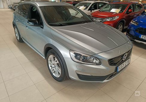 Volvo V60 Cross Country, 2016