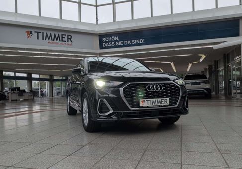 Audi Q3, 2022 3
