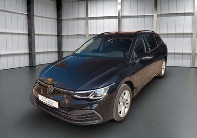 Volkswagen Golf, 2022