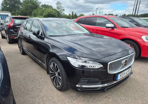 Volvo V90, 2023