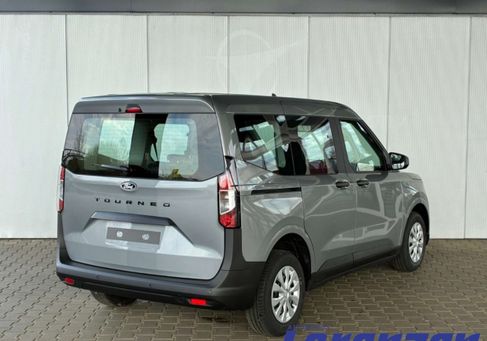 Ford Tourneo Courier, 2026