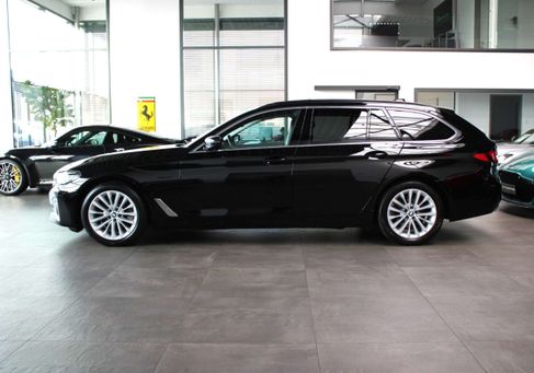 BMW 520, 2022