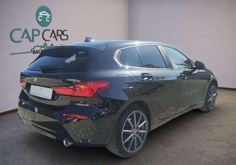 BMW 118, 2022 2
