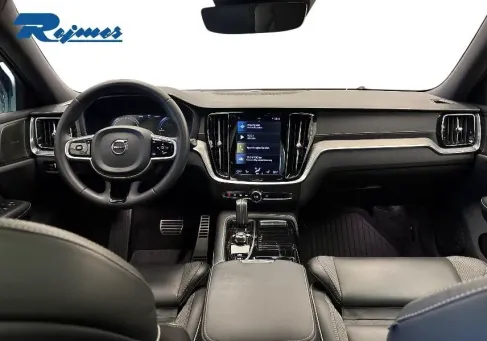 Volvo V60, 2022