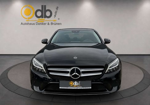 Mercedes-Benz C 300, 2021