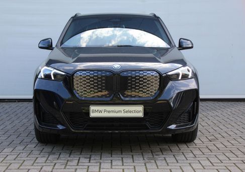 BMW iX, 2026