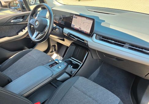 BMW 218, 2023