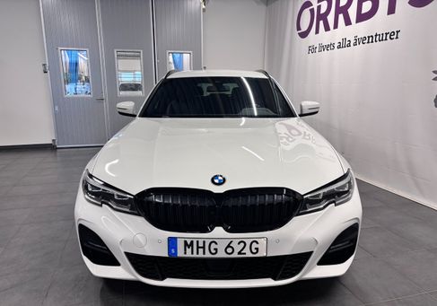 BMW 320, 2021