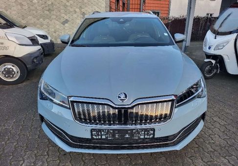 Skoda Superb, 2022