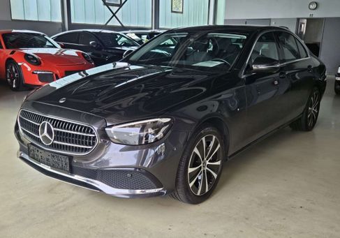 Mercedes-Benz E 300, 2020