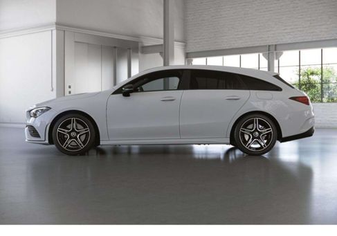 Mercedes-Benz CLA 250, 2022