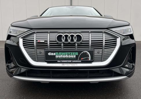 Audi e-tron, 2022