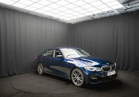 BMW 320, 2020 3