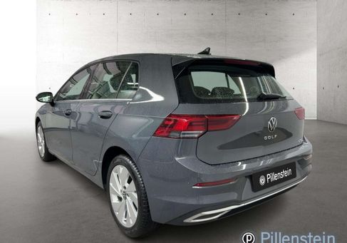Volkswagen Golf, 2024 3