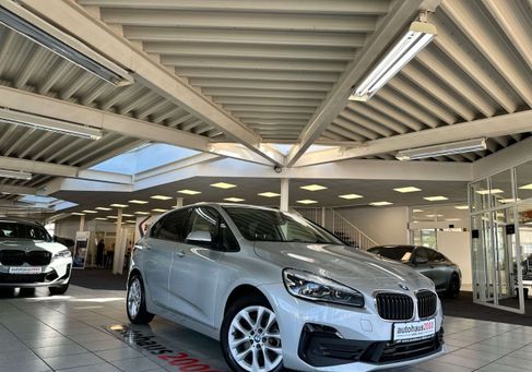 BMW 220, 2020